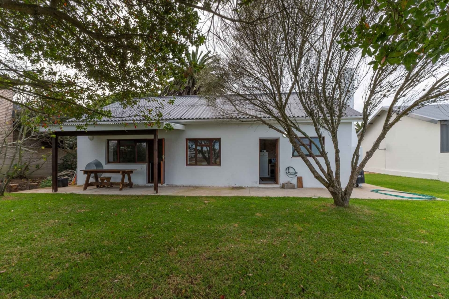 3 Bedroom Property for Sale in Stilbaai Oos Western Cape